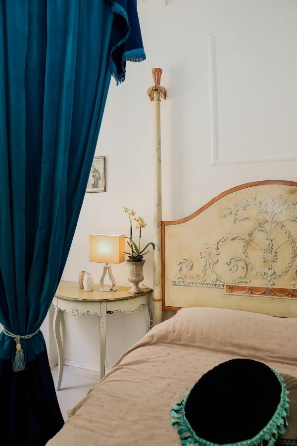 Elephant In My Room دوبروفينك المظهر الخارجي الصورة