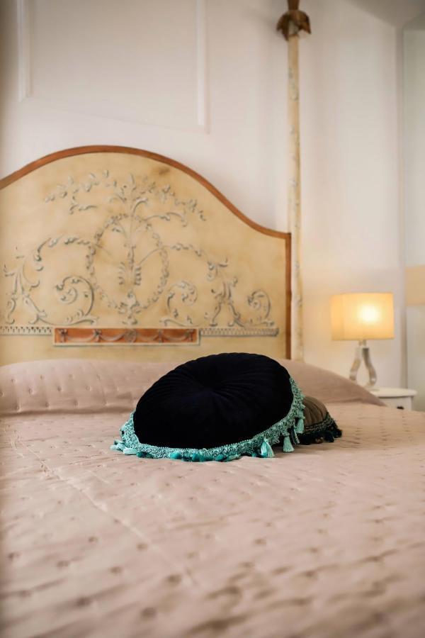 Elephant In My Room دوبروفينك المظهر الخارجي الصورة